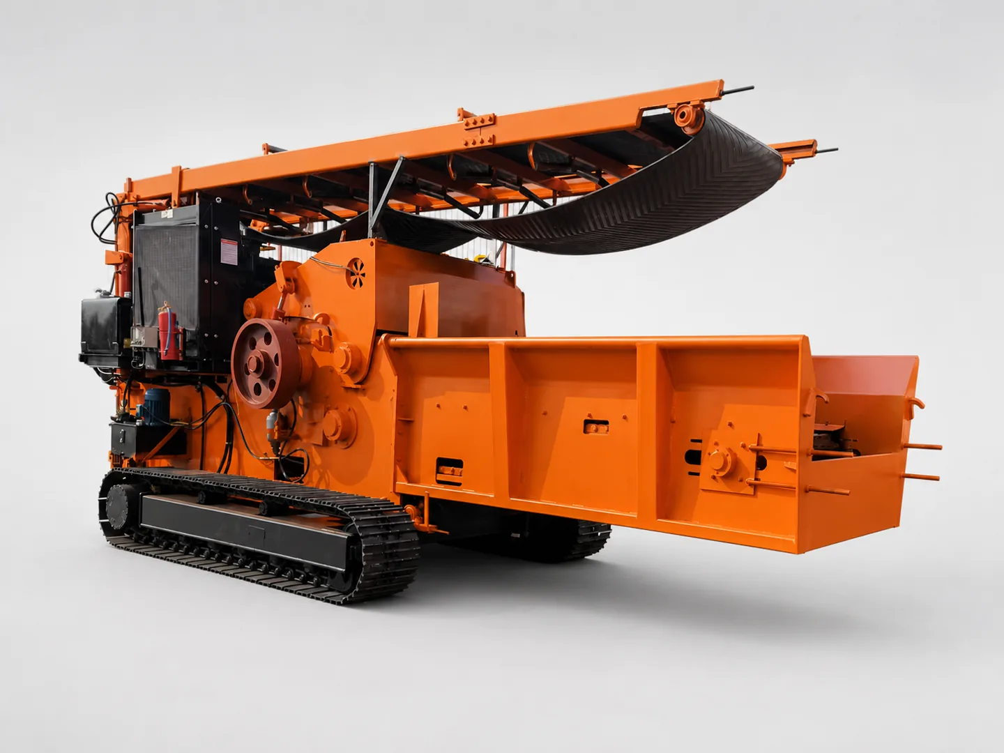 Tracked mobile wood chipper operating configuration